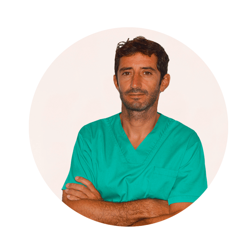 dentista-en-palma-herminio-garcia-especialista-en-implantologia-planesmariano